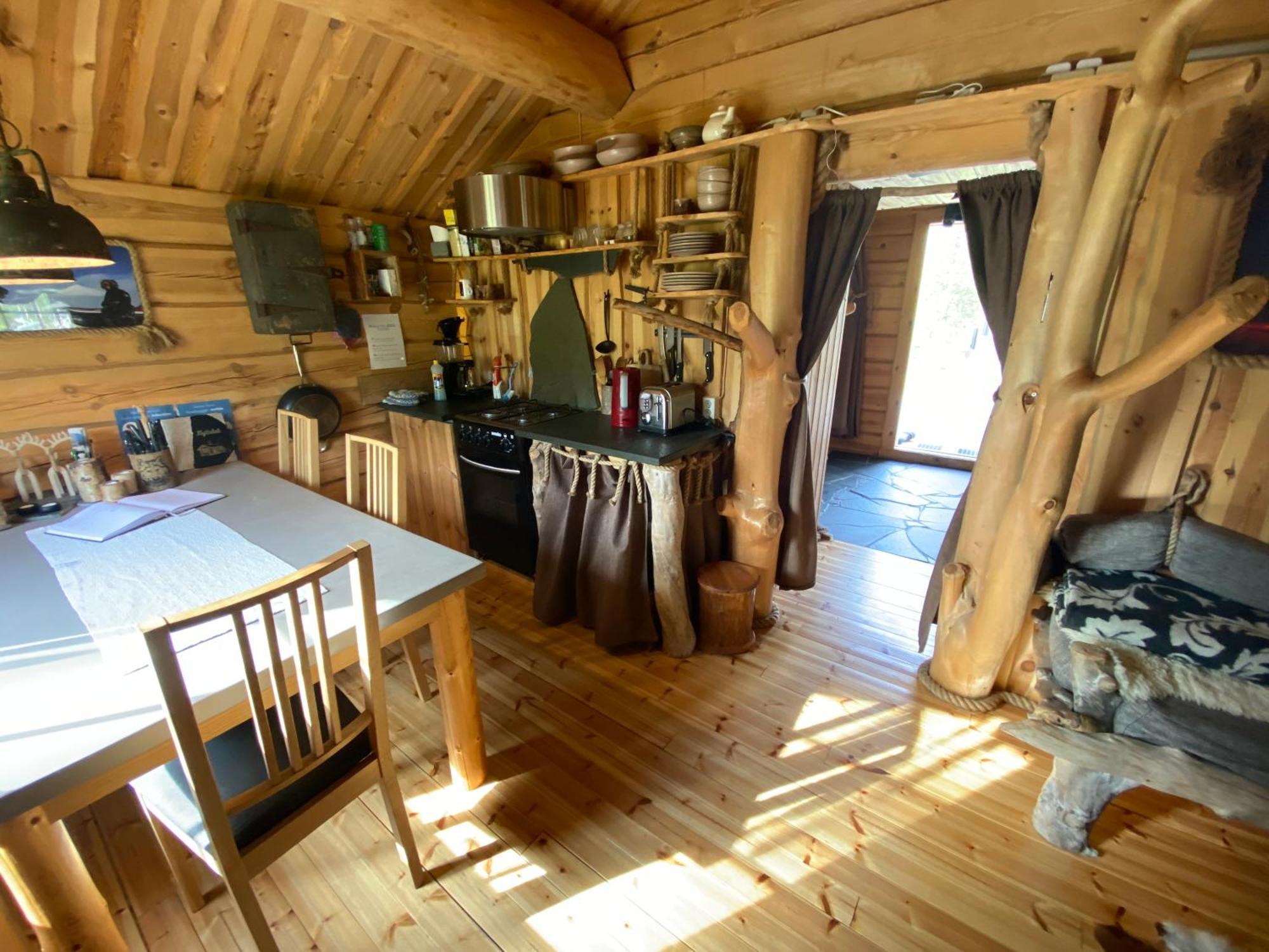 Bardu Huskylodge Buitenkant foto