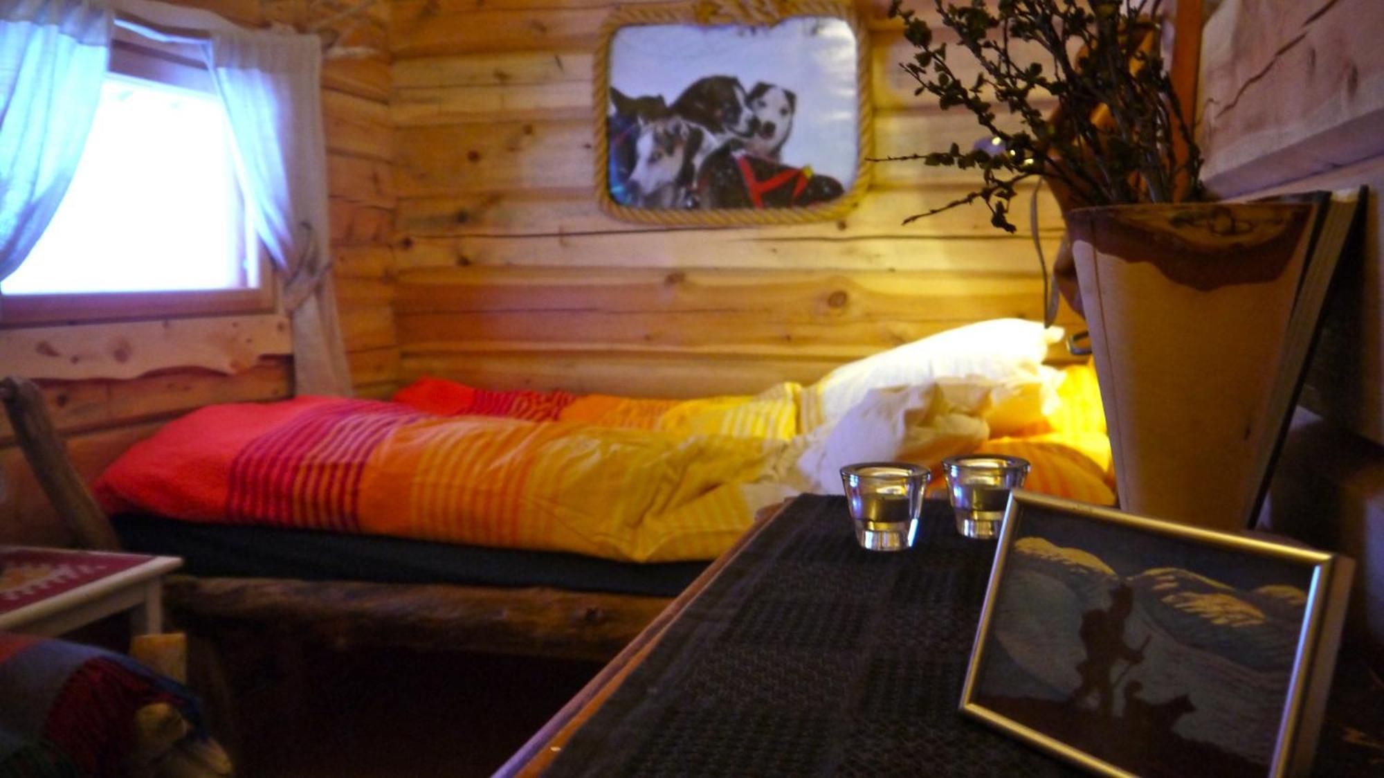 Bardu Huskylodge Buitenkant foto